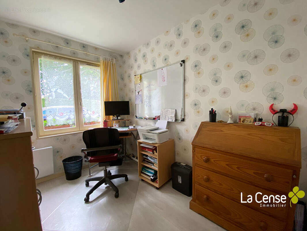 Maison à PERONNE-EN-MELANTOIS