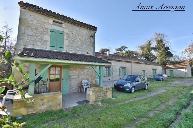 Maison à MONTAYRAL