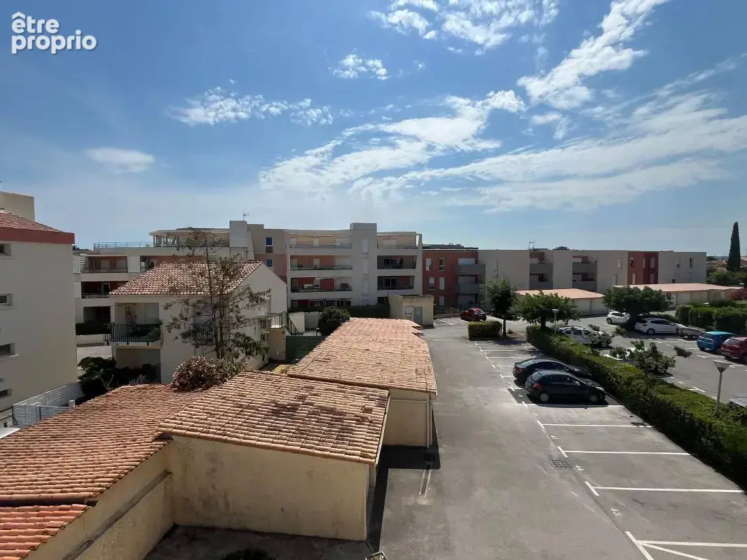 Studio mezzanine avec parking à proximité du port et des plages - photo 12