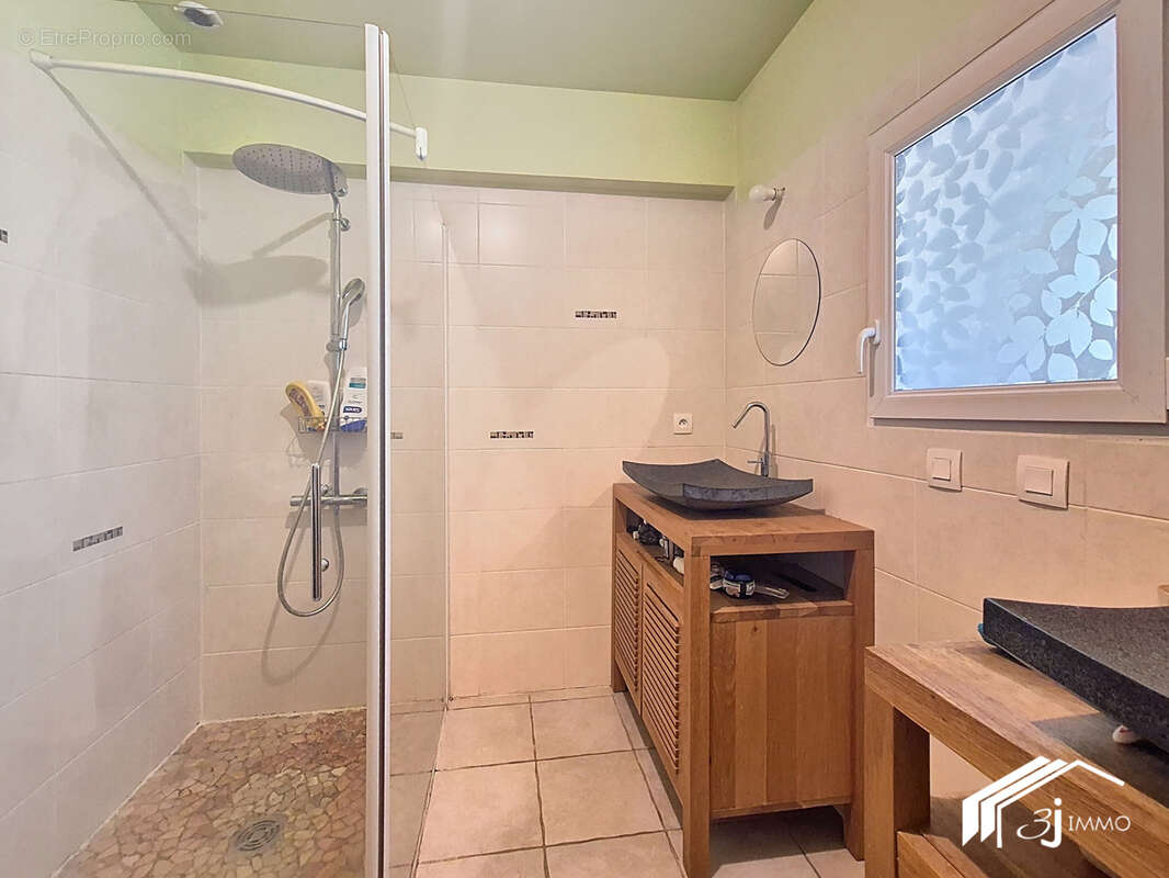 Maison à LE CASTERA