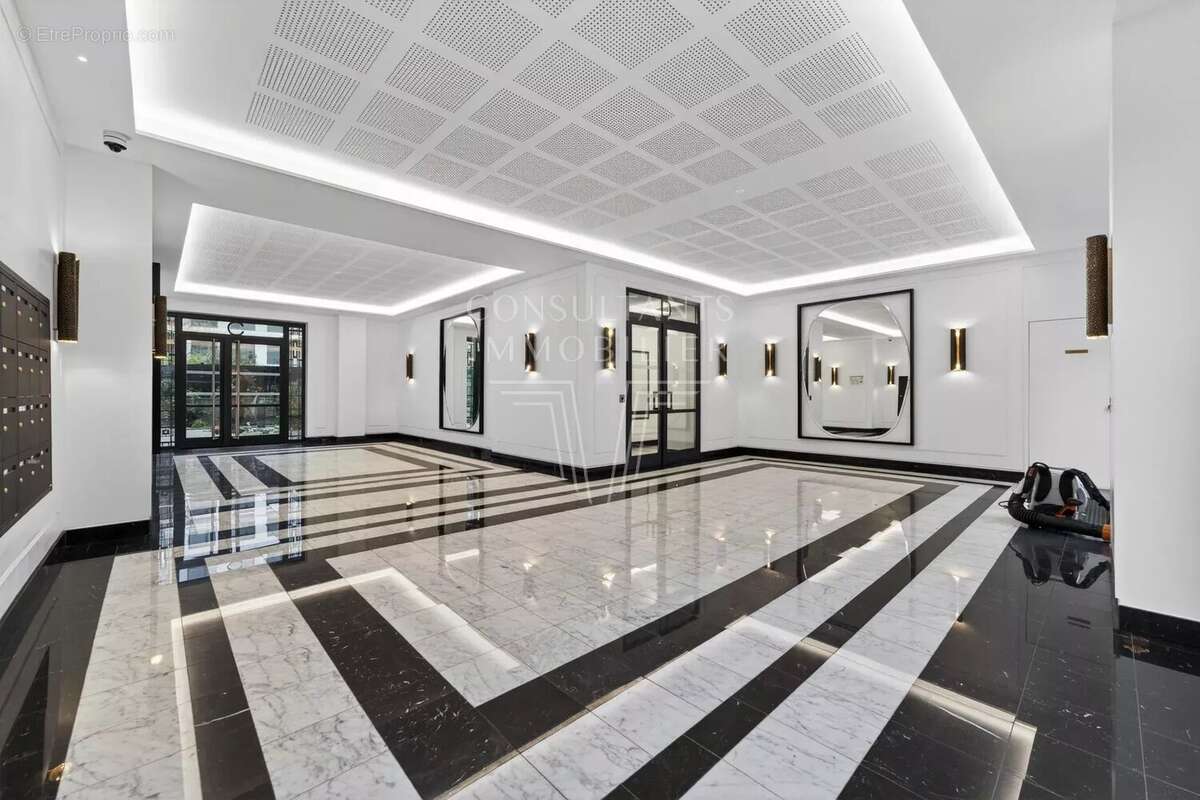 Appartement à LEVALLOIS-PERRET