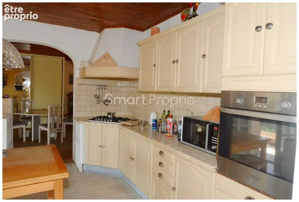 MONTBOUCHER SUR JABRON - 26740 - Propriété T7 - 230 m2 - 6 chambres -- Terrain clos 4700 m2 - - photo 8