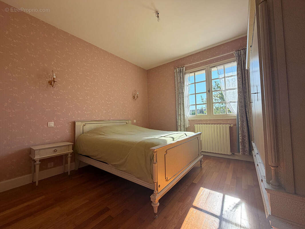 Maison Montlucon 6 pièce(s) 137.24 m2 - photo 8