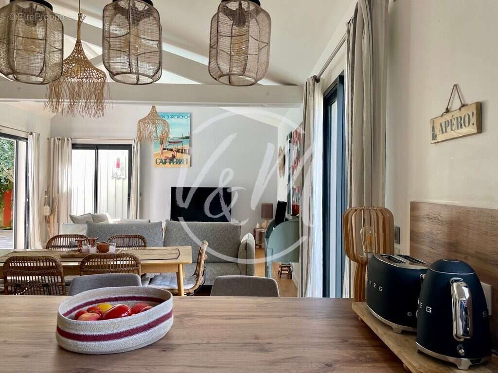 Maison 113 m² à Ares  - photo 3