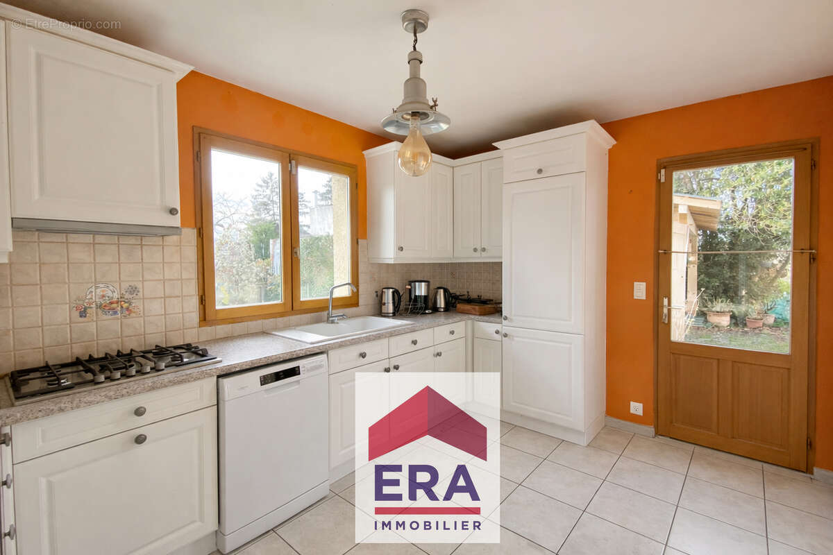 Maison à SARTROUVILLE