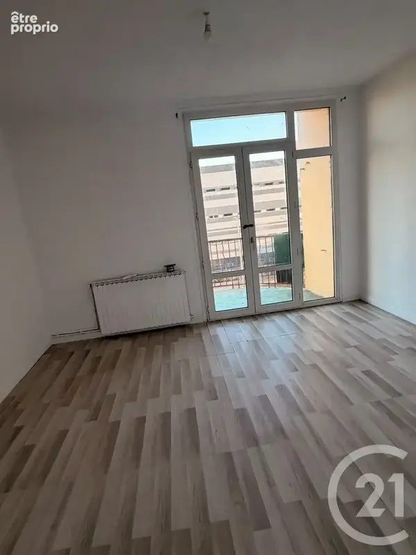 Appartement 3 pièces 63 m² à vendre à Toulon (83200) - photo 4