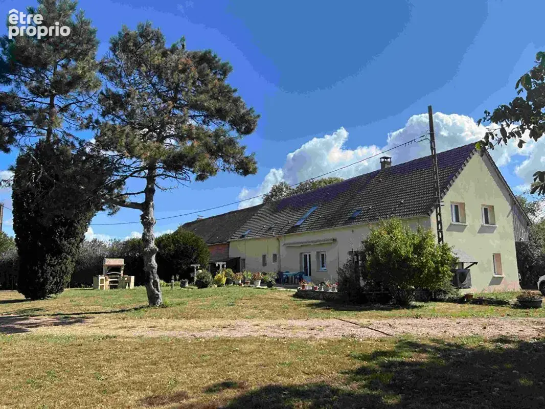 Maison à NEAUPHE-SOUS-ESSAI