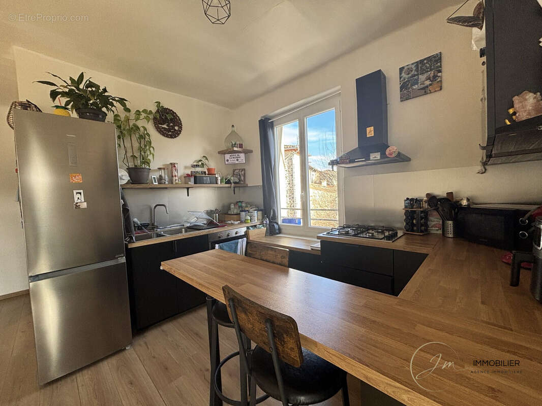 Appartement à GANGES