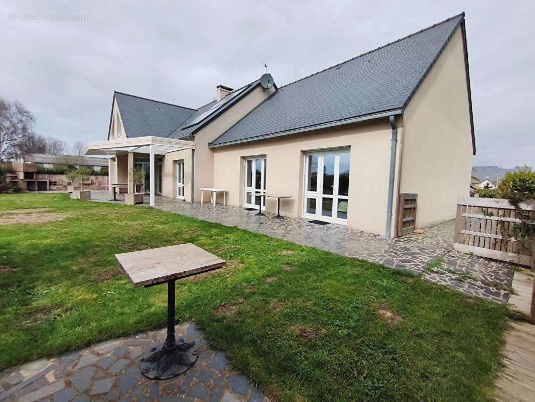 Maison à BREVILLE-SUR-MER
