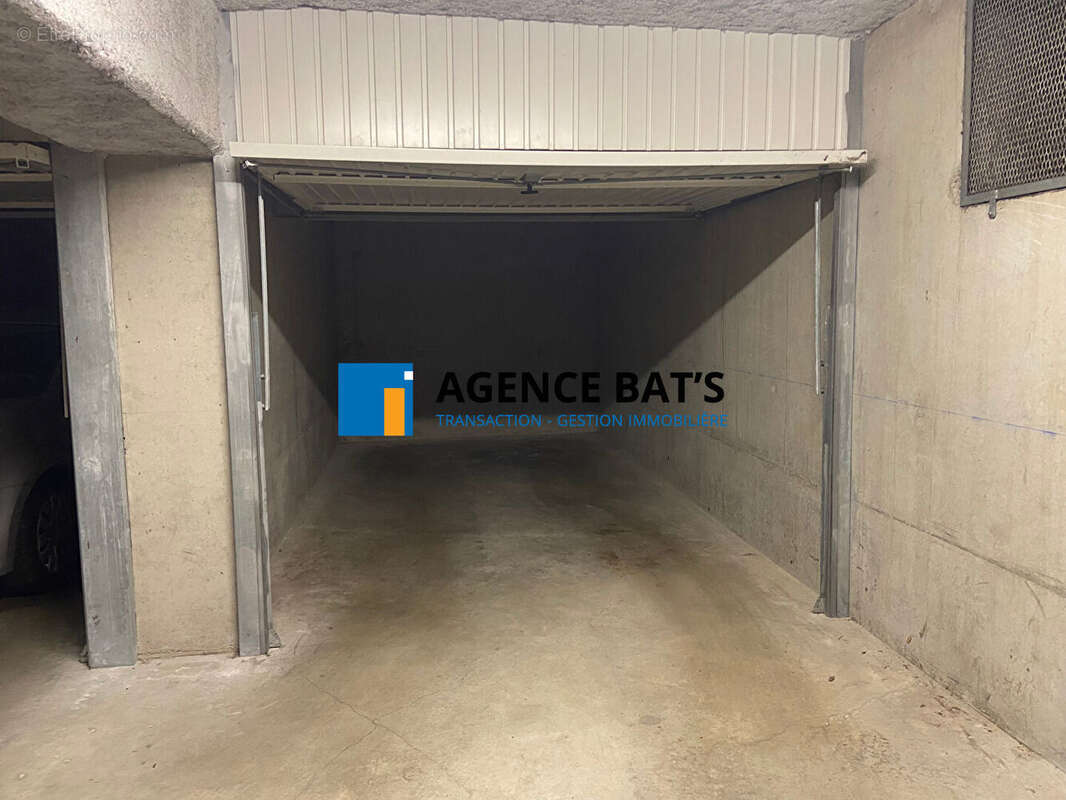 Photo 7 - Appartement à ROCHE-LA-MOLIERE