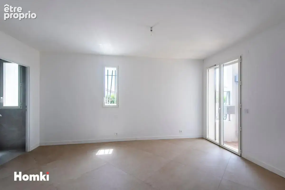 CARRO – Maison mitoyenne d’un côté avec terrasse de 19 m² et vue mer panoramique - photo 11