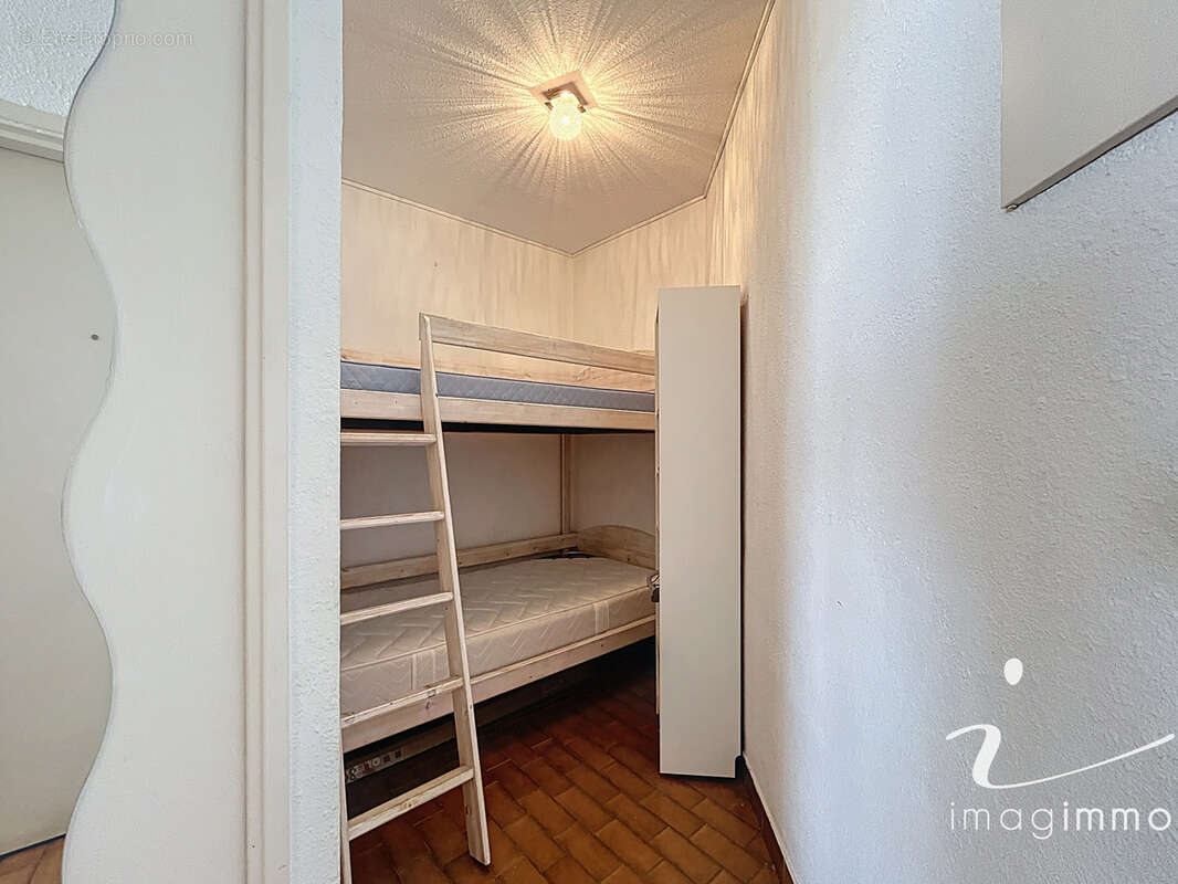 Appartement à MAUGUIO