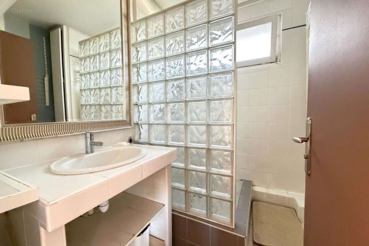 Appartement 47 m² à Sevres  - photo 7