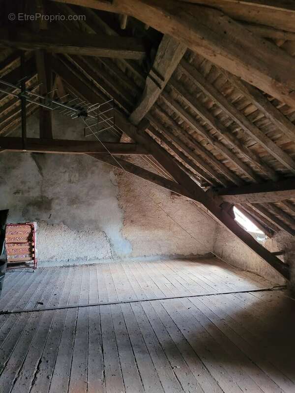 Maison à VOUSSAC
