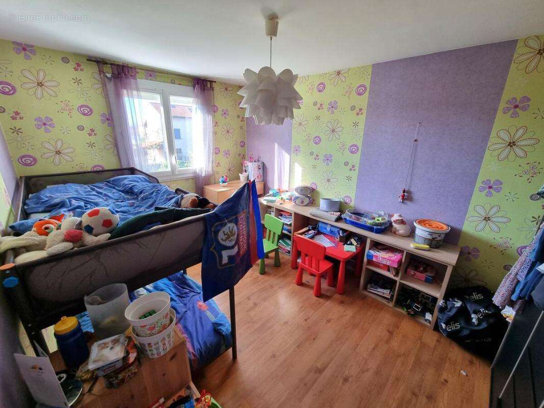 Maison à DECINES-CHARPIEU