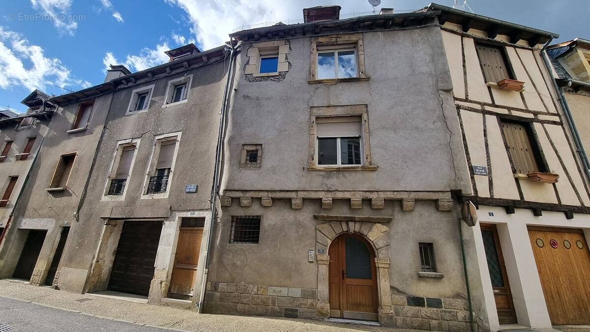 Appartement à SAINT-GENIEZ-D'OLT