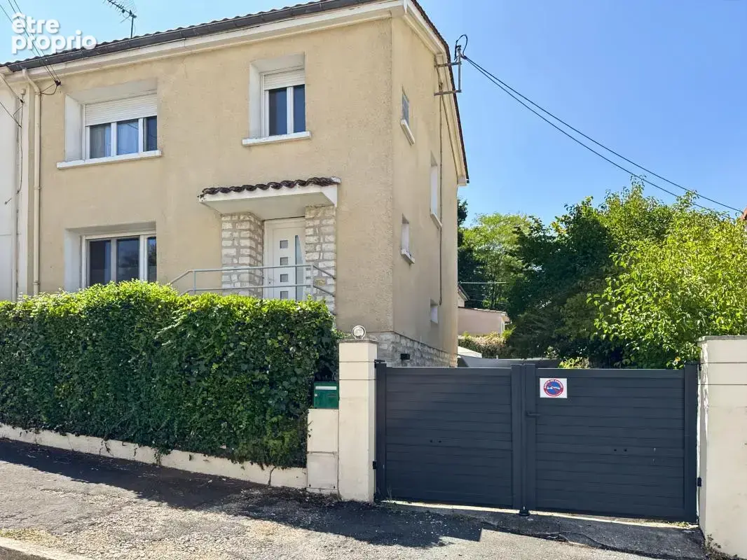 Maison rénovée avec jardin dans un quartier calme à Chamiers - photo 12
