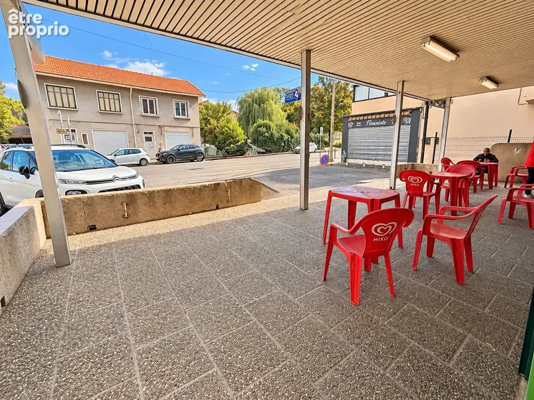 A vendre ? fonds de commerce bar pmu snack - photo 2