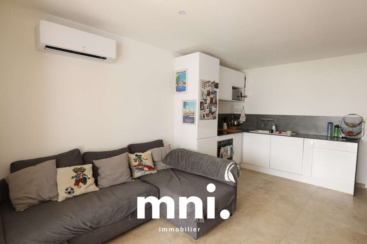 Appartement à SANARY-SUR-MER