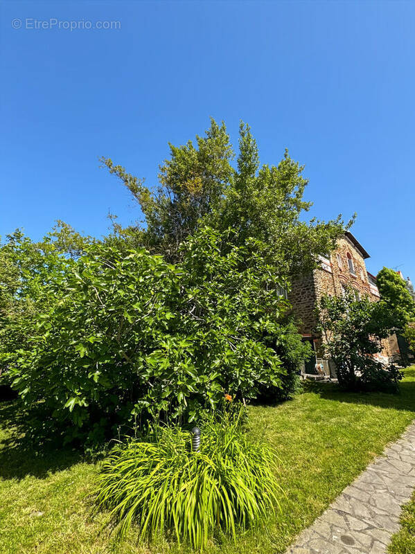 Maison à ROSNY-SOUS-BOIS