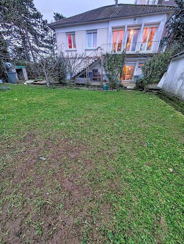 Photo 2 - Maison à POITIERS