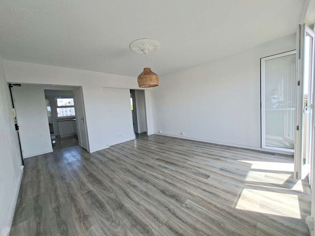 Appartement conflans-sainte-honorine 3 pieces - 56,14 m² - photo 2