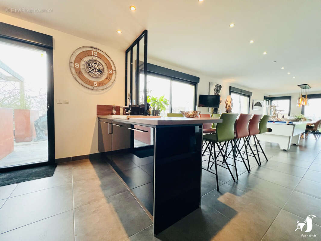 Maison à FONTAINE-AU-PIRE