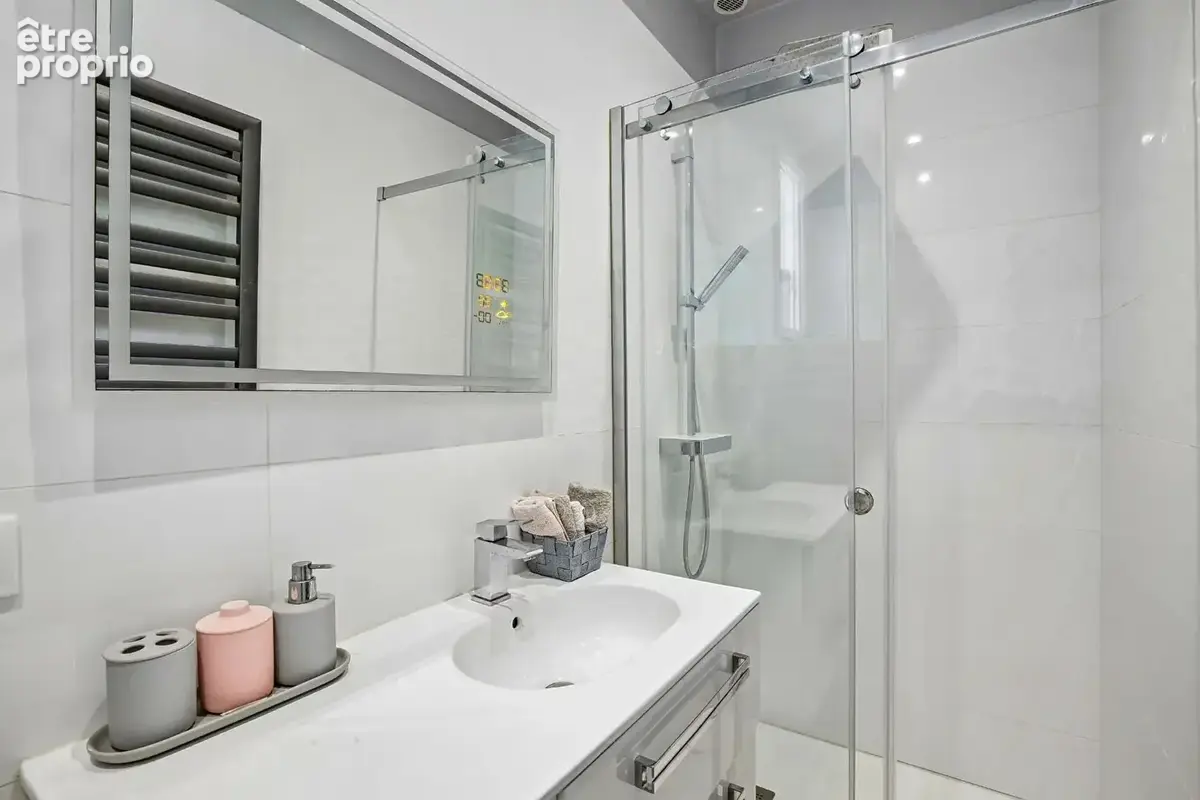 Chatou - maison de 115 m² avec beau potentiel - terrain de 1197 m² -  studio amenage de  35 m² - photo 14