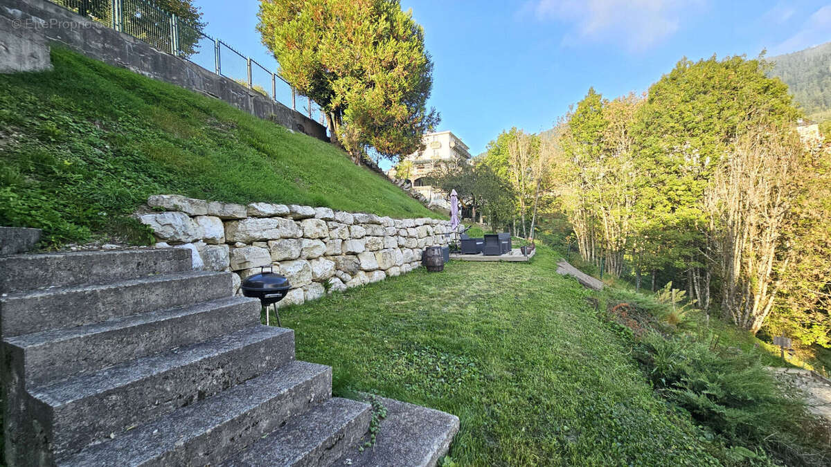 Maison à SAINT-PIERRE-DE-CHARTREUSE
