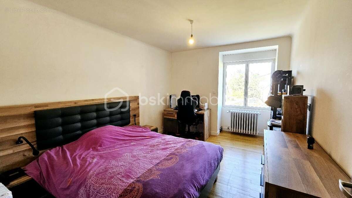 Maison à BAINS-SUR-OUST