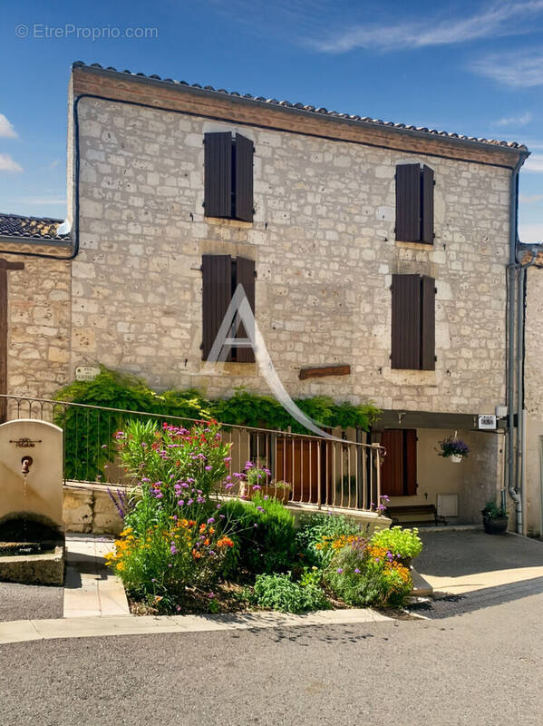 Maison à ROQUECOR