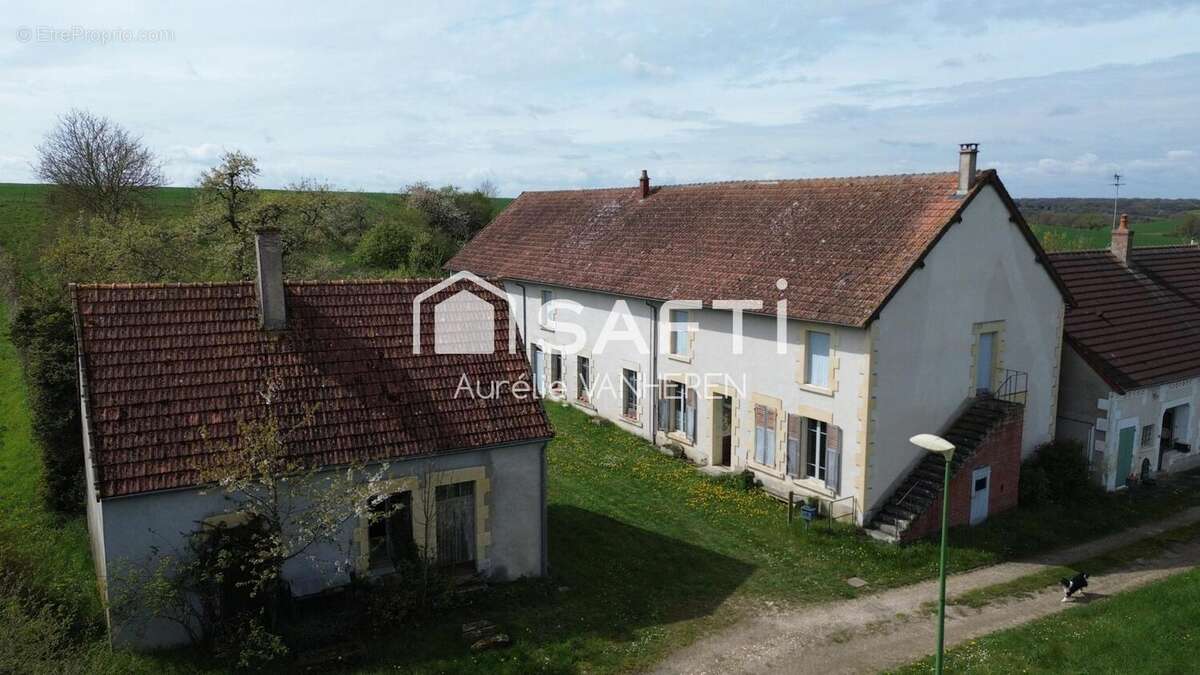 Photo 2 - Maison à COSNE-COURS-SUR-LOIRE