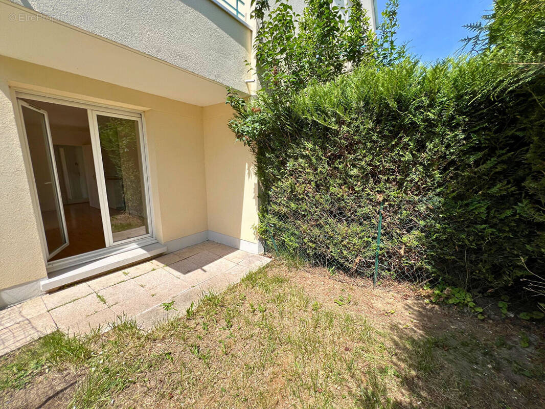 Appartement à LE PERRAY-EN-YVELINES