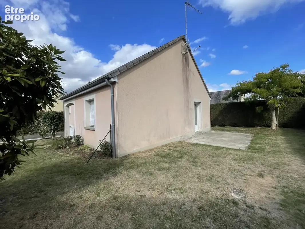 Maison 6 pièces 91 m² à vendre à Saint-Baudelle (53100) - photo 2