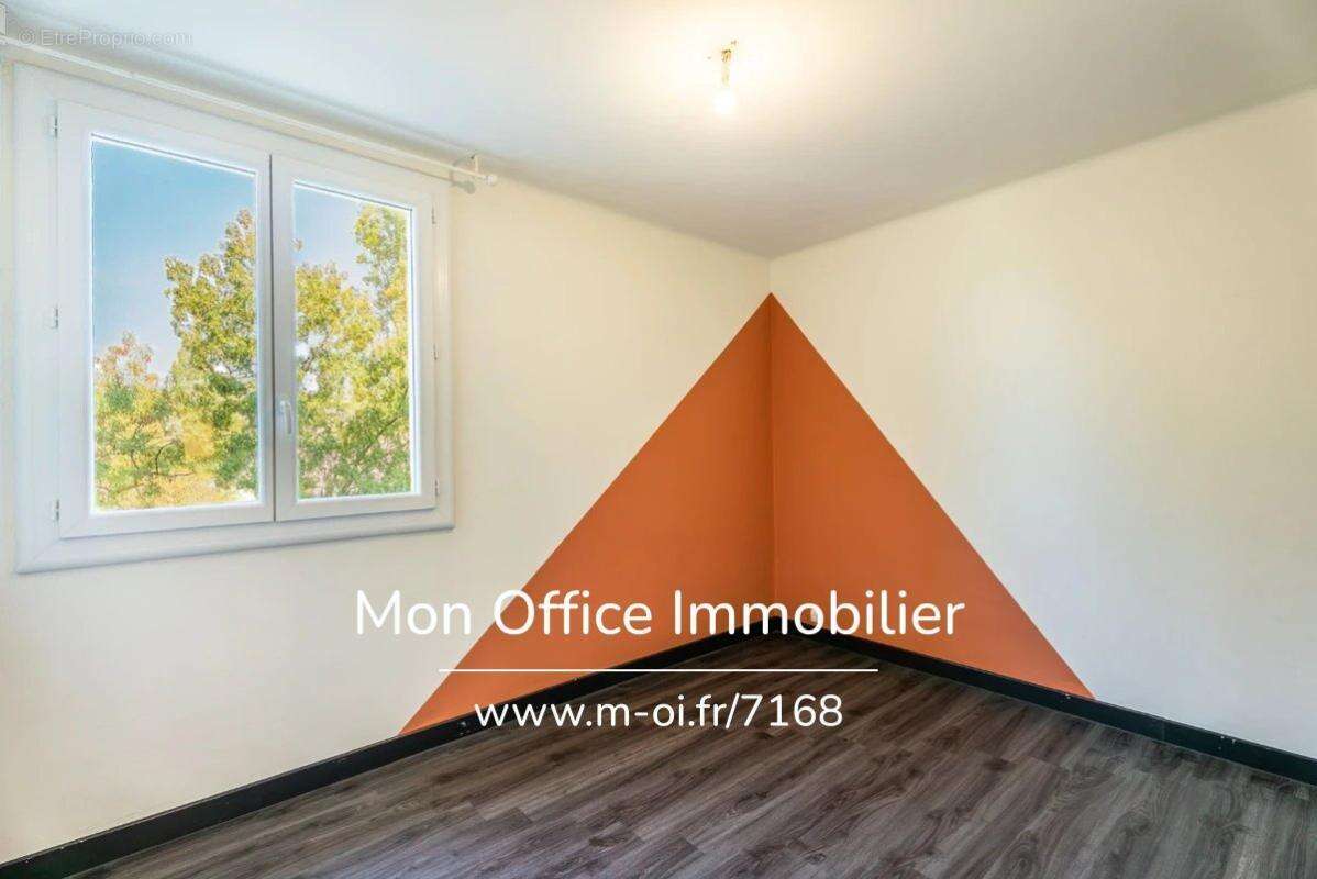 Référence : 7168-GBE - Appartement 4 pièces avec balcons, cave et  ascenseur - photo 13