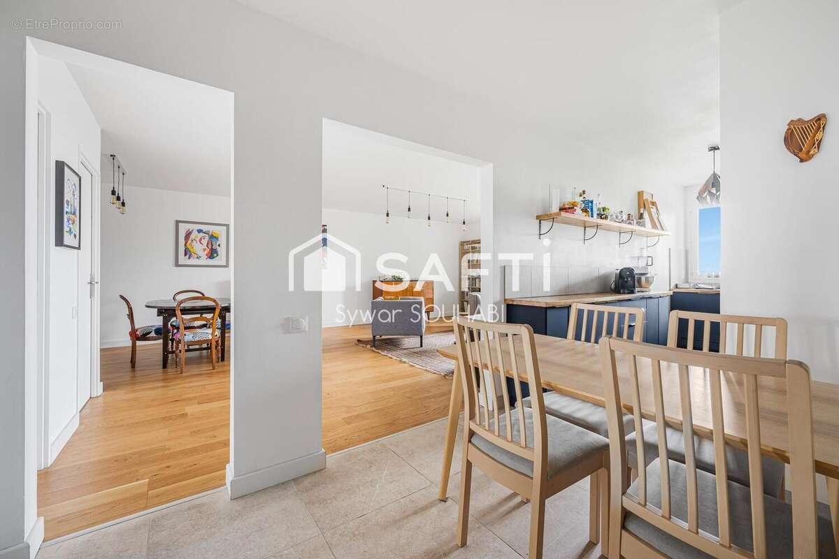 Photo 3 - Appartement à SURESNES