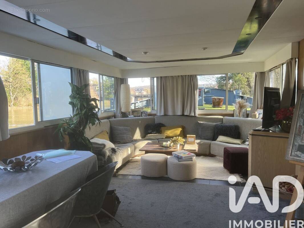 Photo 1 - Maison à LOUVECIENNES