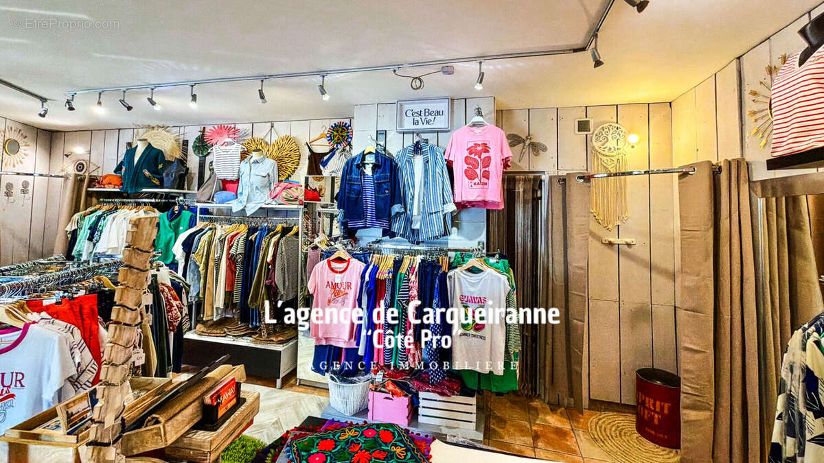 Commerce à CARQUEIRANNE