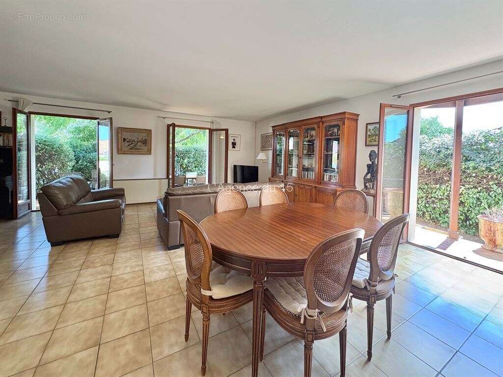 Le cres - les vignes / maison familiale 5 pieces / calme / proche commodites / - photo 3