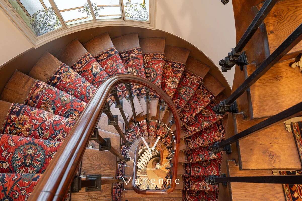 Appartement à PARIS-7E