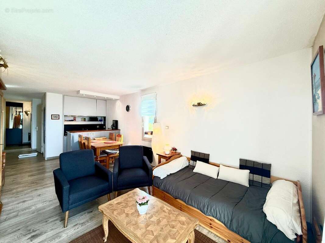   - Appartement à PRADES