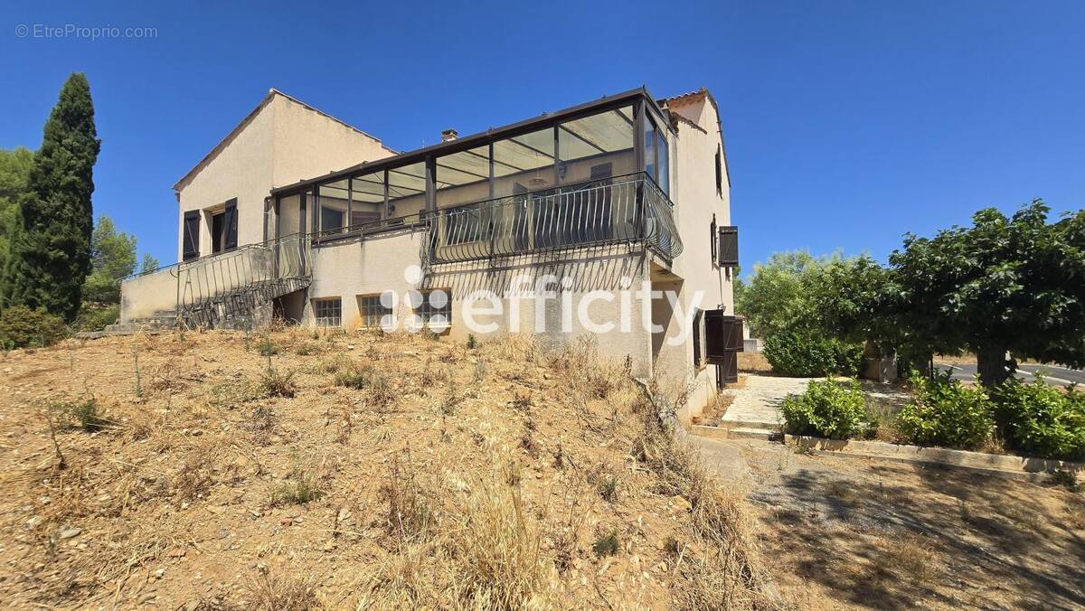 Maison à CESSENON-SUR-ORB