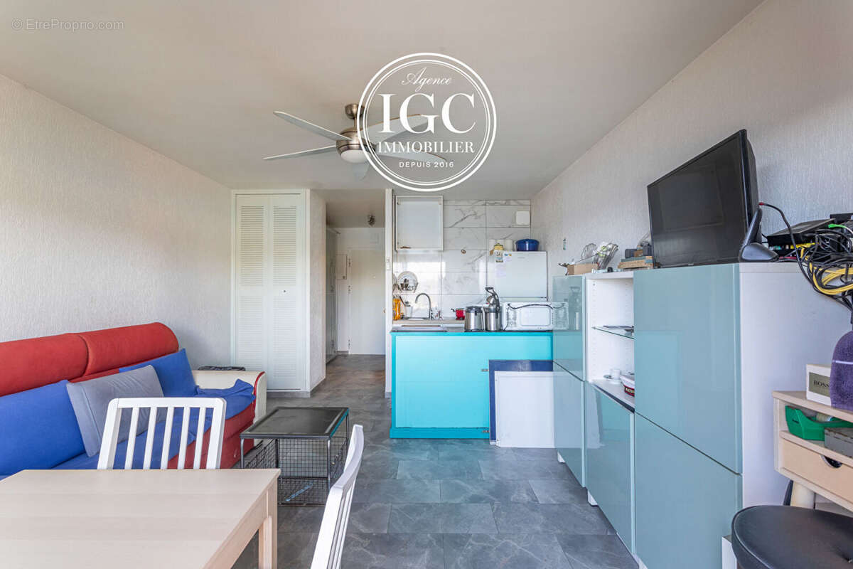 Appartement à CARRY-LE-ROUET