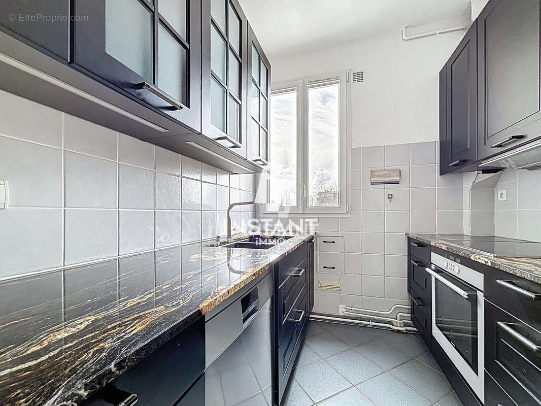 Appartement à SAINT-MAUR-DES-FOSSES