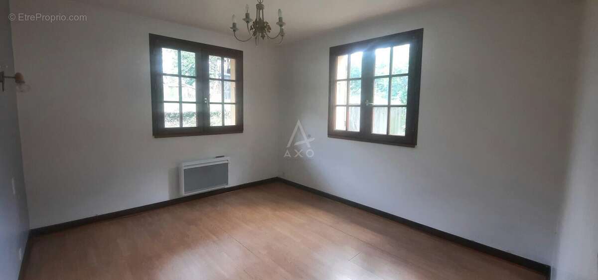 Appartement T3 en Rdc, garage+ terrain - photo 4