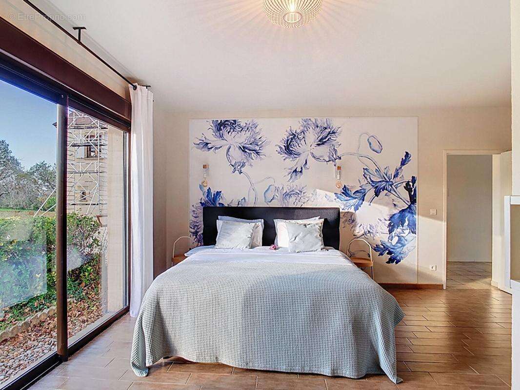 Maison à CASTELNAUD-LA-CHAPELLE