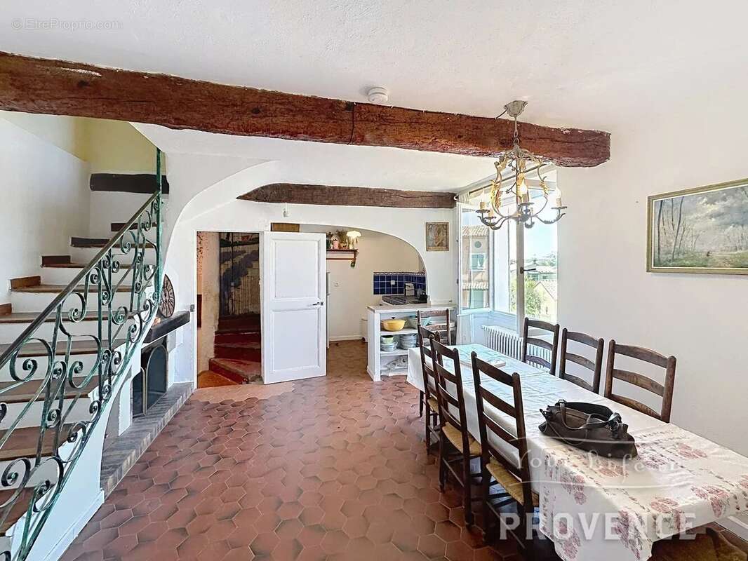 Maison à LORGUES
