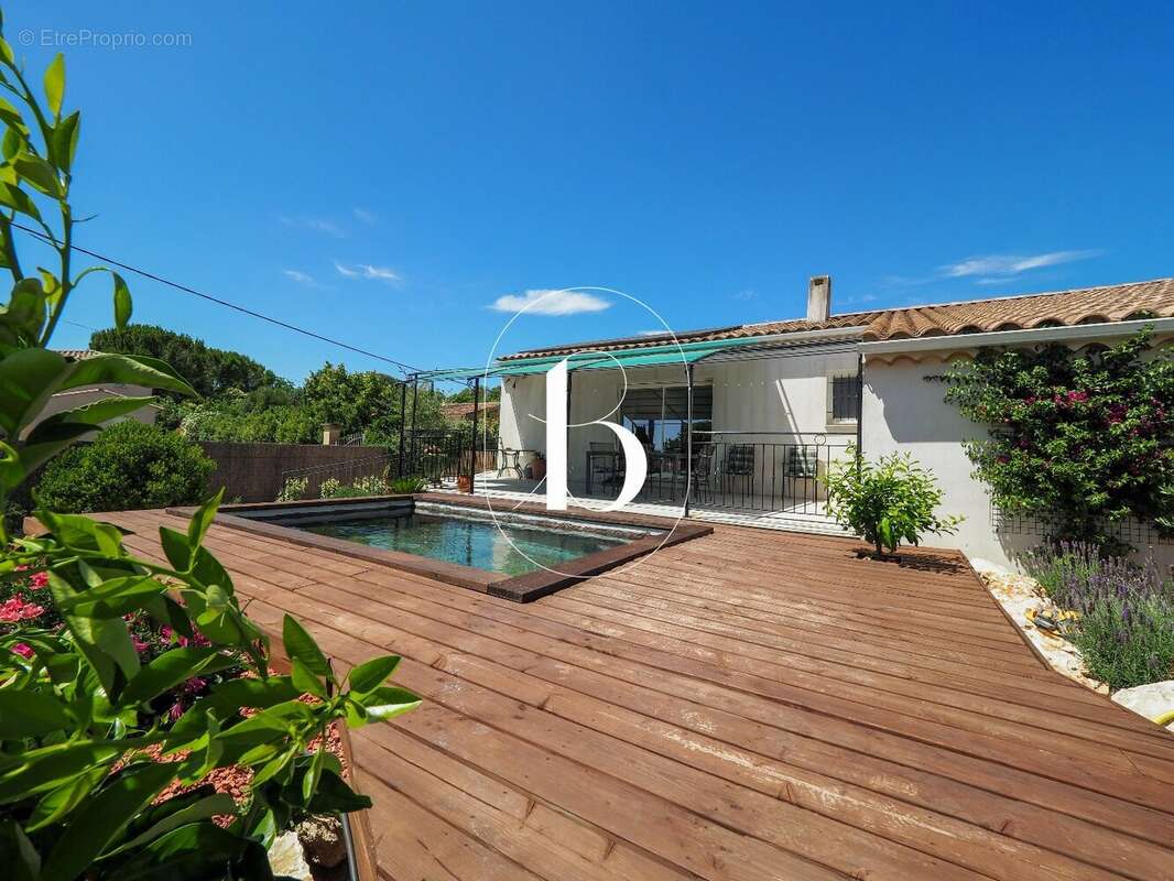 Maison à UZES