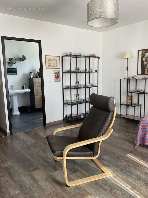 Maison contemporaine de 2020, en excéllent état, matériaux et finitions de grande qualité... - photo 11