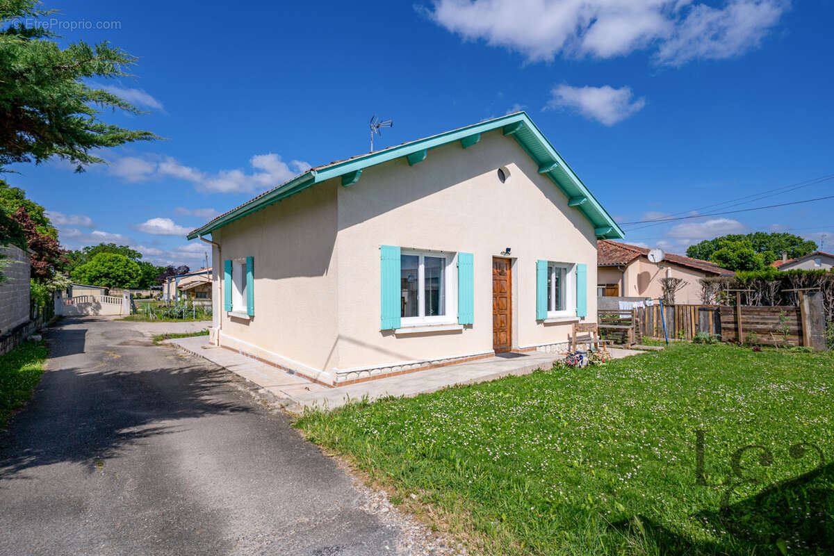 Maison à SAINTE-LIVRADE-SUR-LOT
